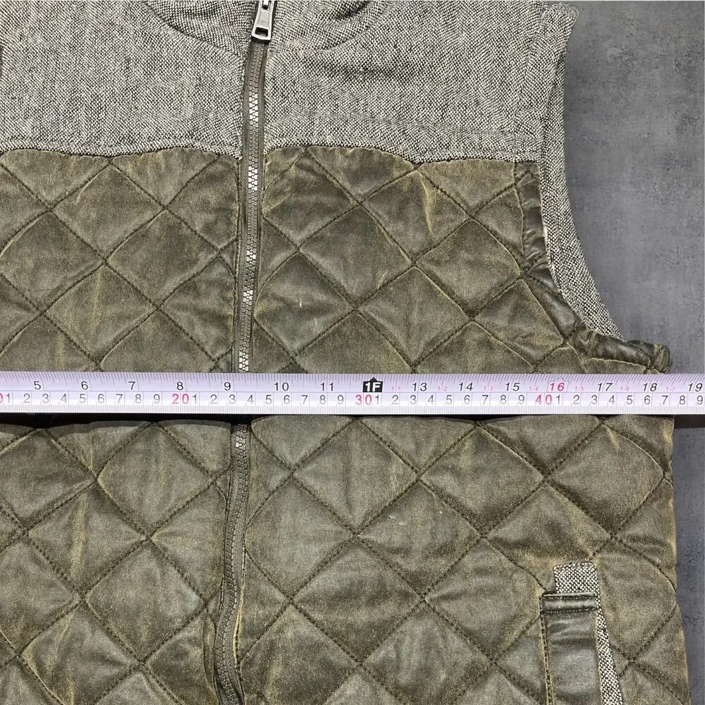BKE Quilted Vest Medium Green/Brown Plaid Lining